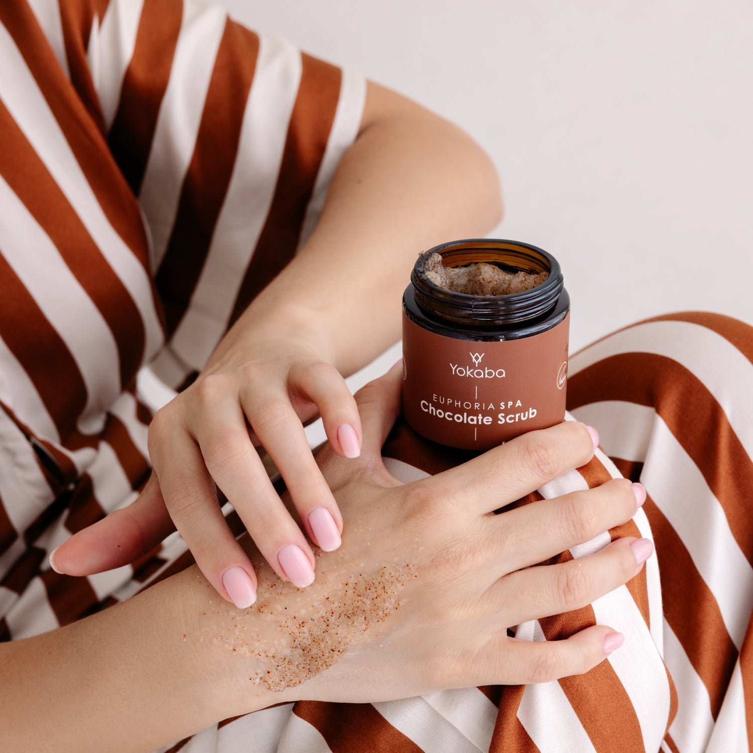 Exfoliant cu ciocolată - NAIL ART STUDIO SRL